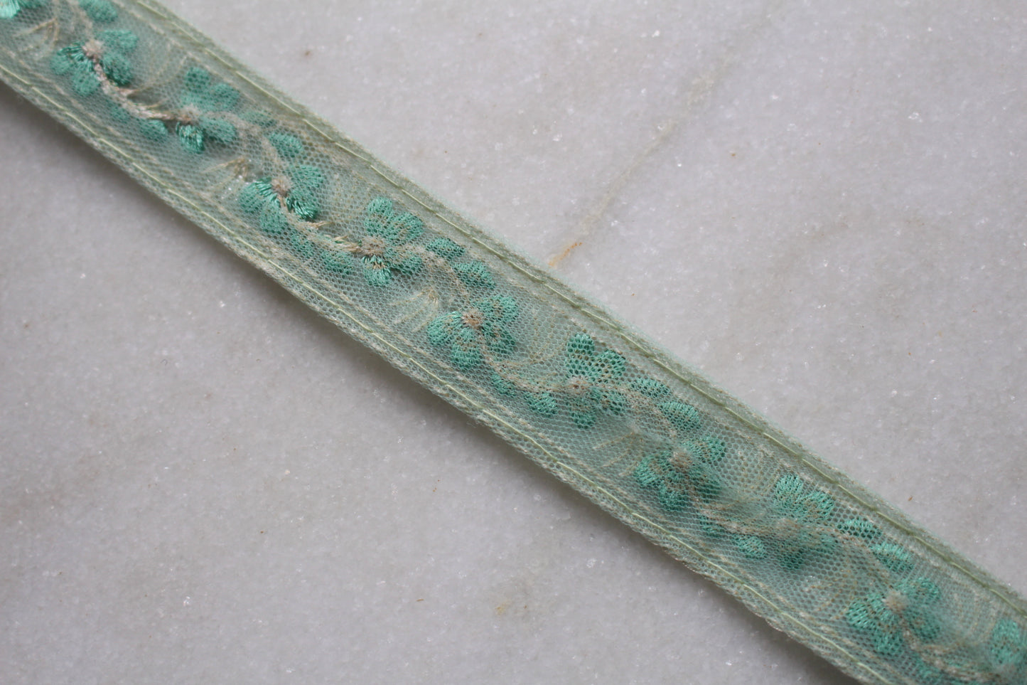 Flower ( Green - 2305261843 )