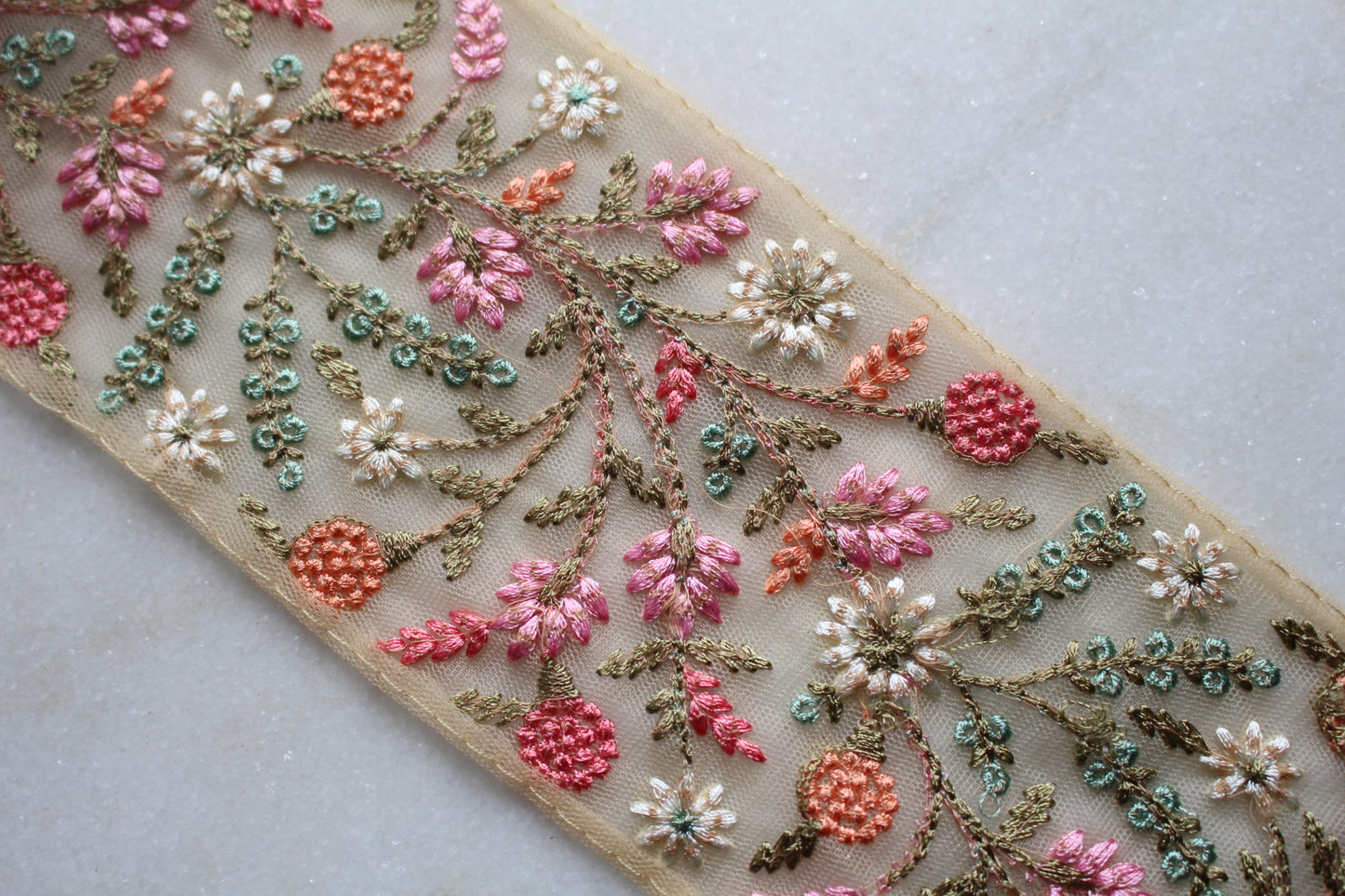 Flower Garden ( FLT-B 2305261833 )