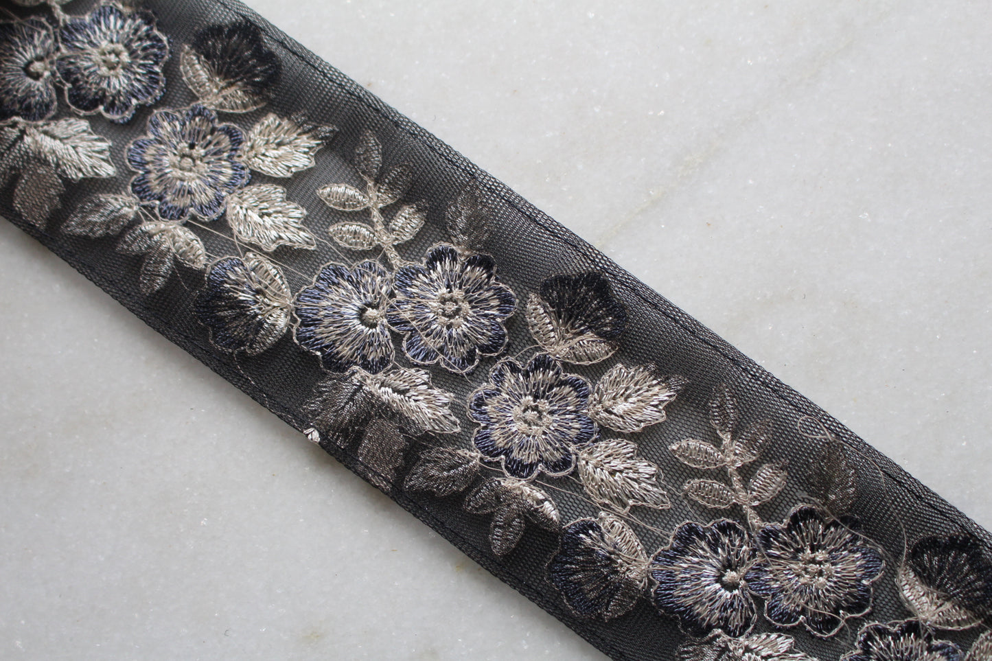 Flower ( Black- 2305261749 )