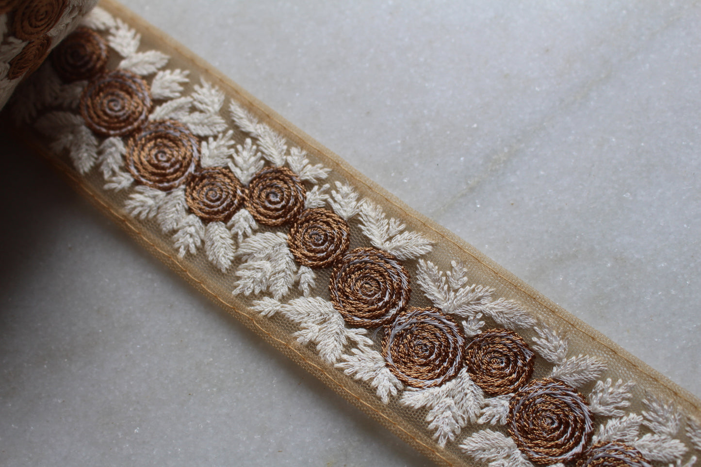 Flower  ( Swirl Brown 306241637 )