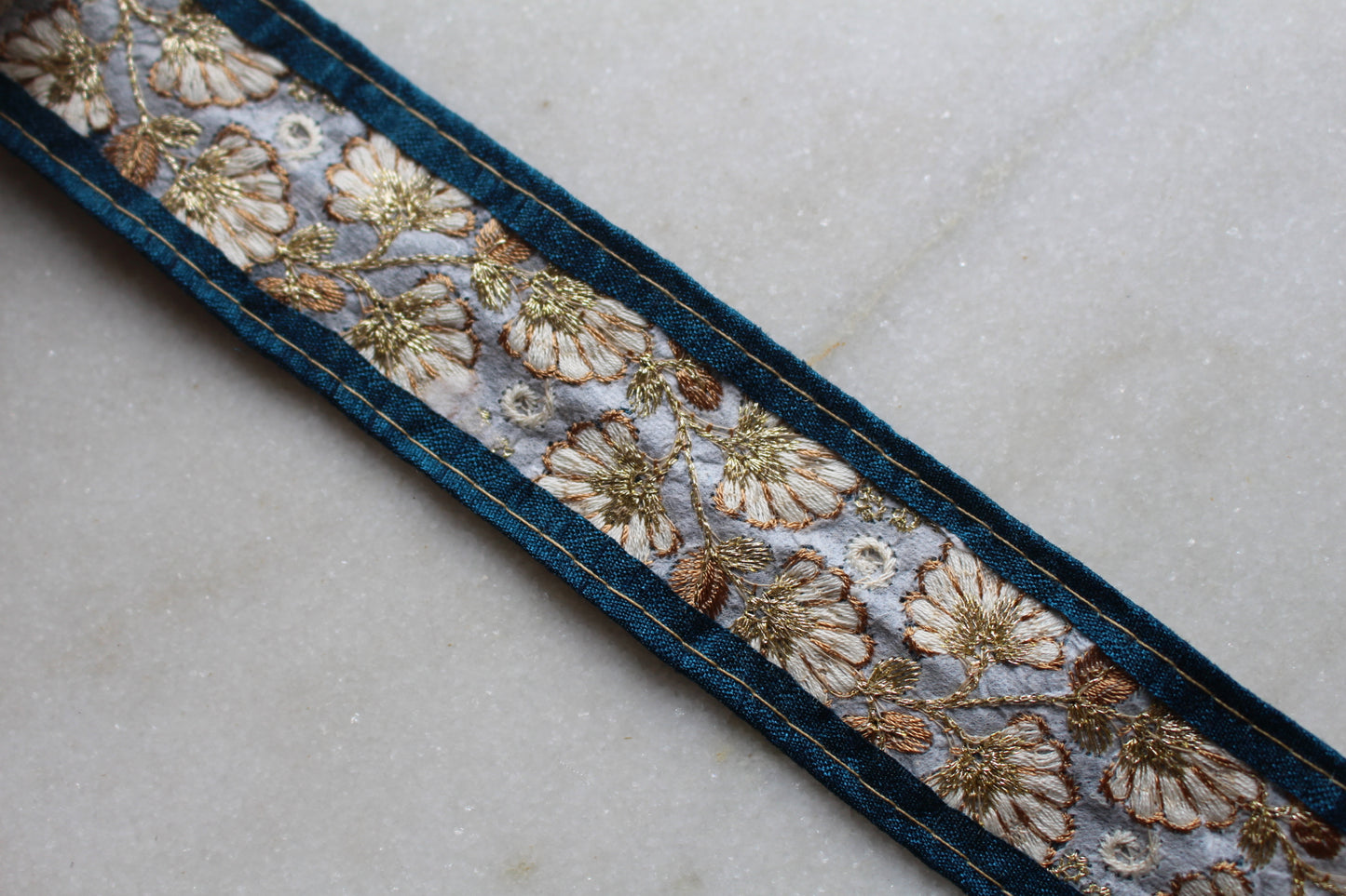 Flower ( Shell - Deep Blue 306241824 )