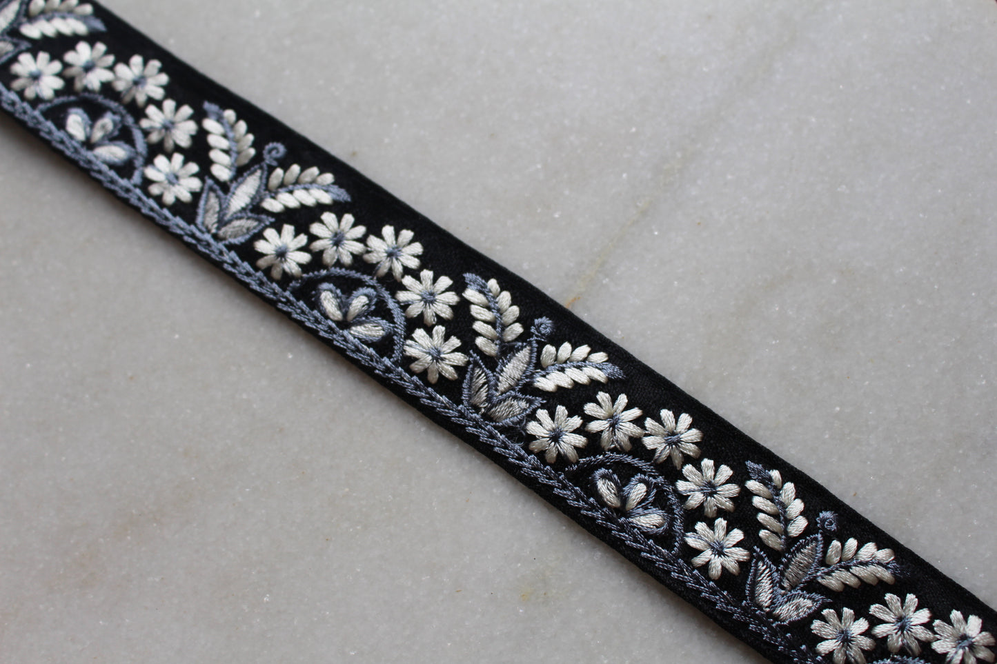 Flower ( OSB Gray - 306241550 )