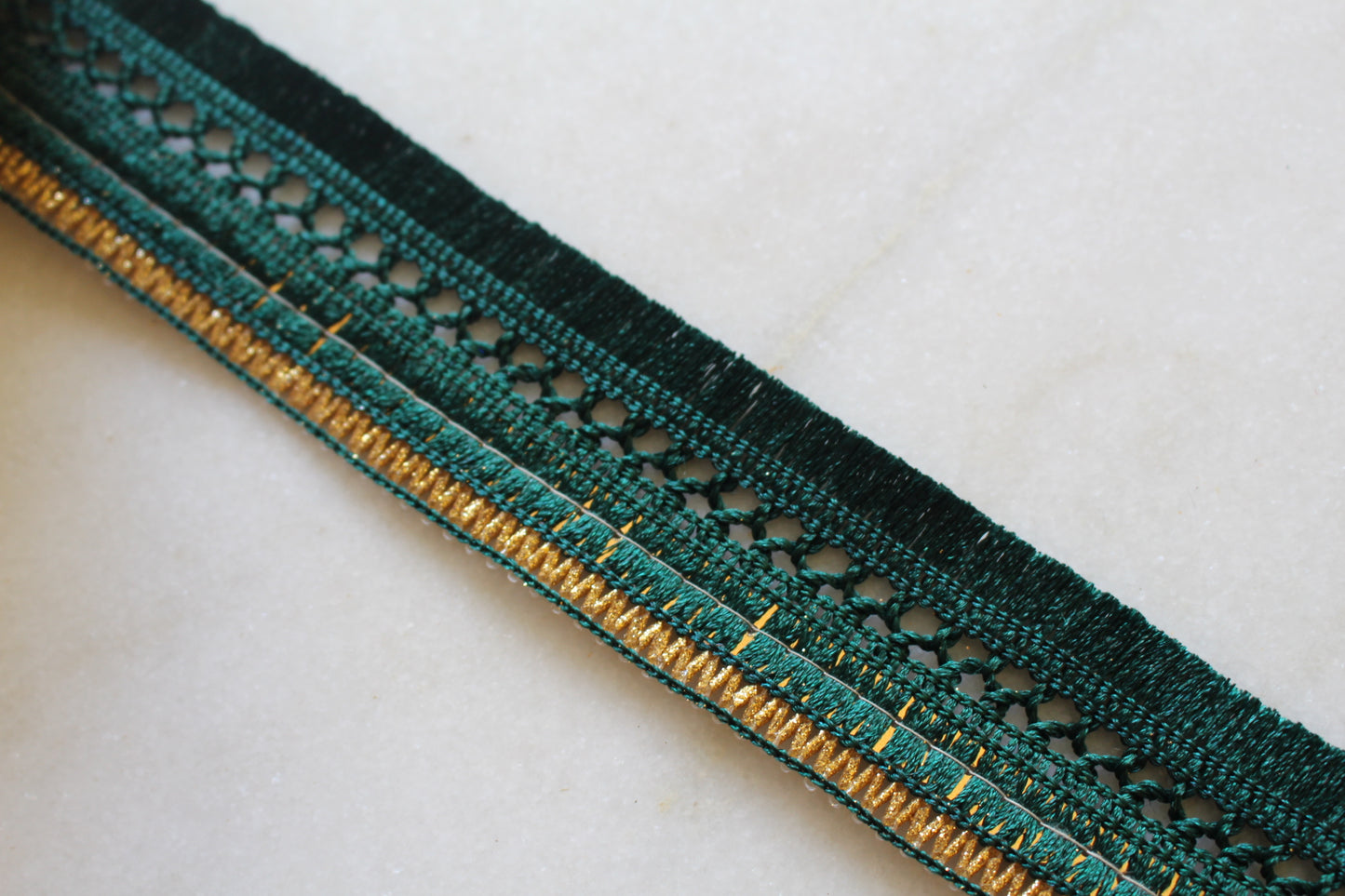 Unique ( CCL Tassels Green 2307301842 )