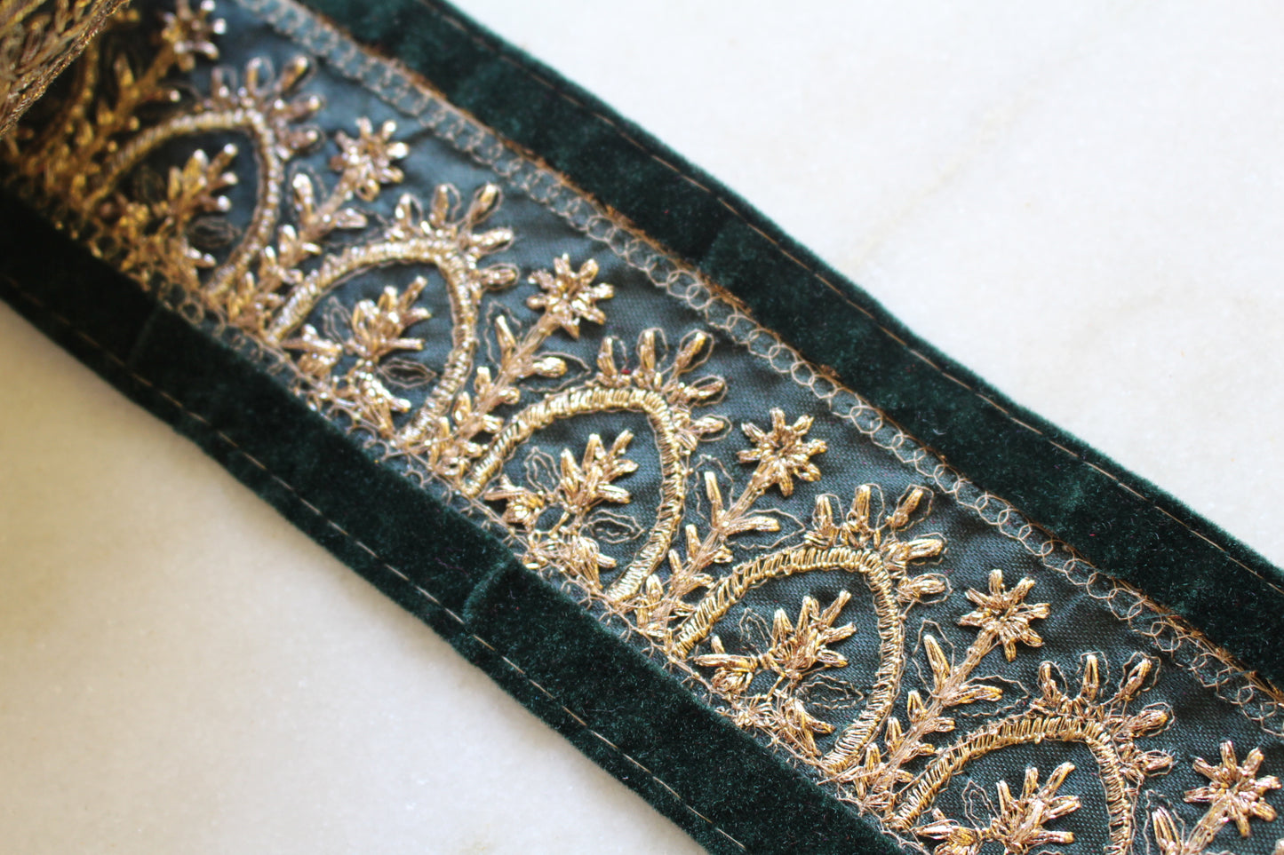 GOLD ( Velvet Deep Green 23071813 )