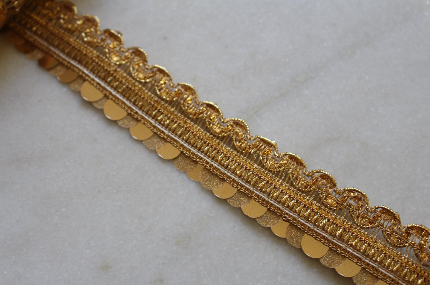 Unique ( CCL - WAV Gold 2307301852 )