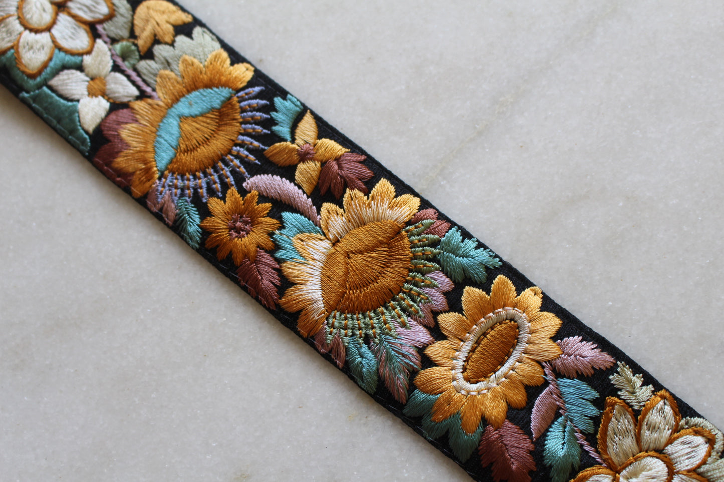 Flower Garden ( EXO Yellow B - 307301715 )