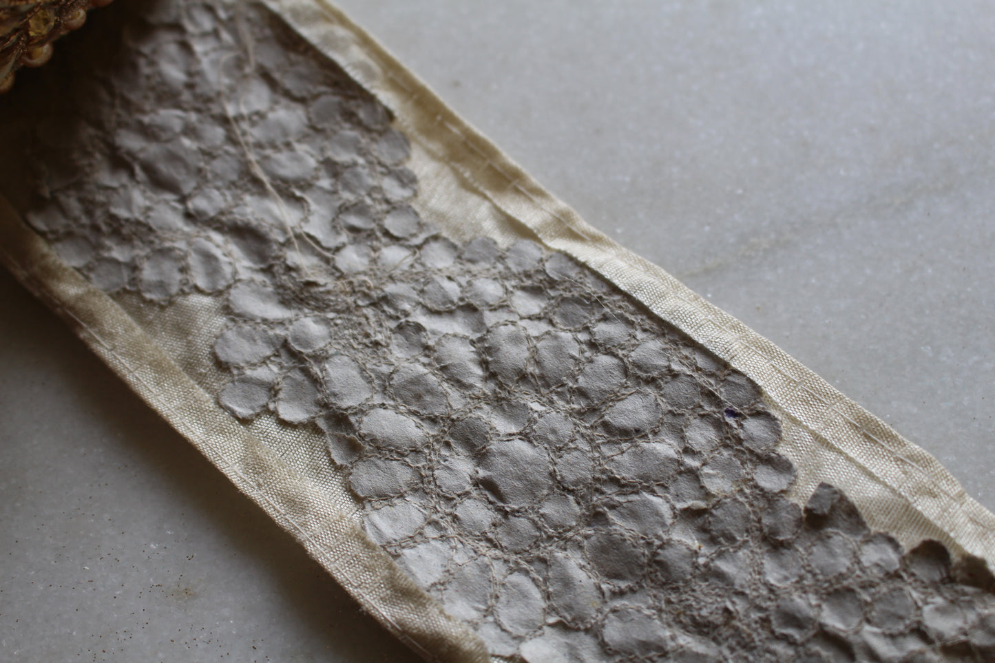 Unique ( AC White 2309271521 )