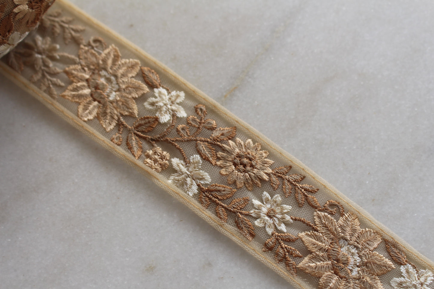 Flower  ( NIN Beige 2310071626 )