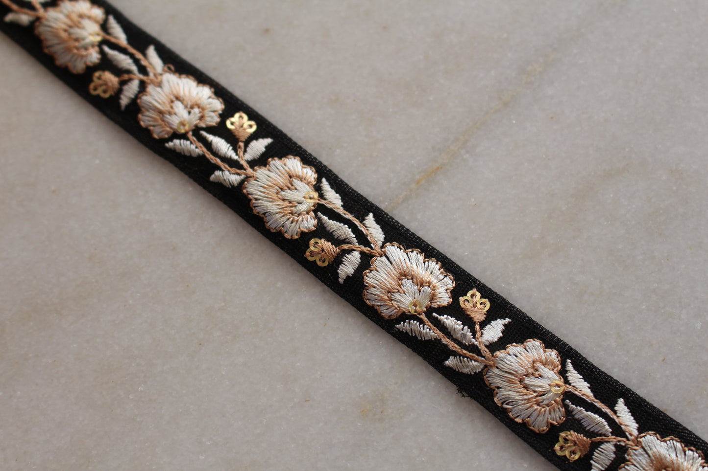 Flower ( SK - Black 2310071637 )