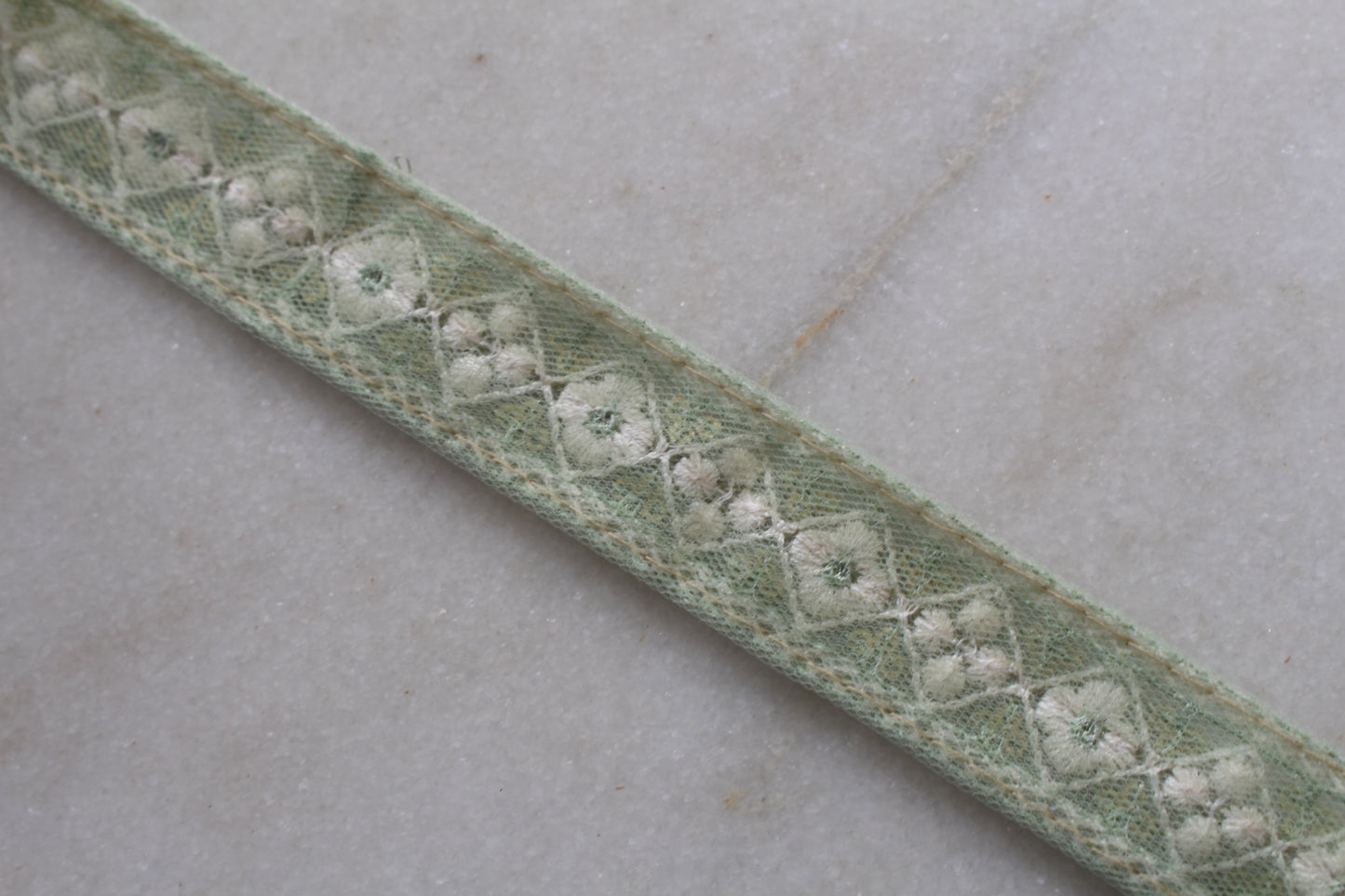 Flower ( BS DIAG - 239131402 )