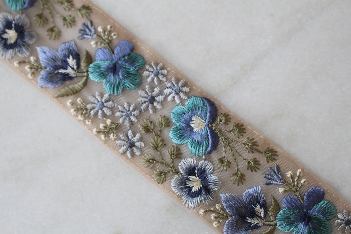 Flower Garden ( TPCLBL 2504082152 )