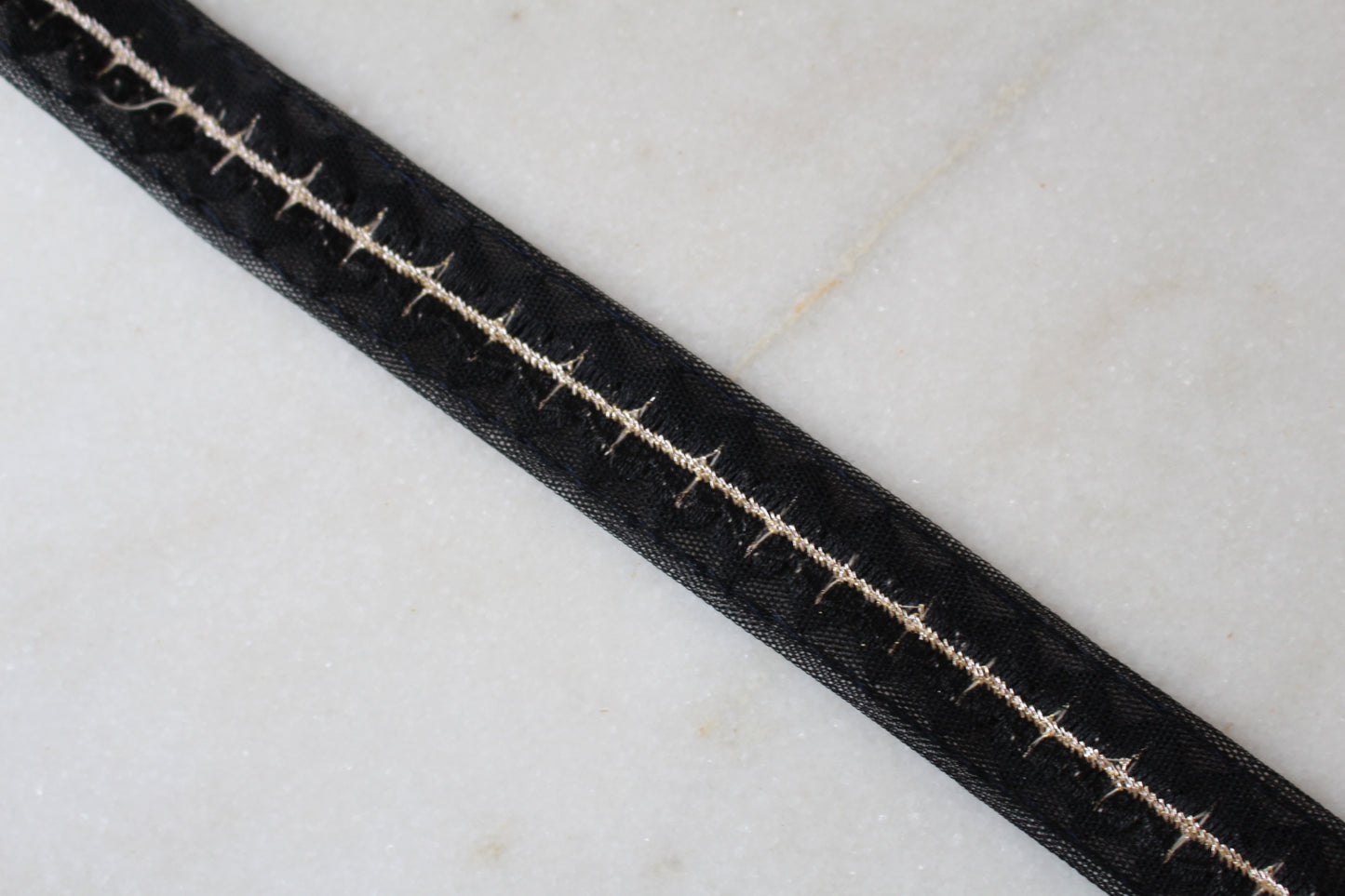 Unique ( Black - 2504090849 )