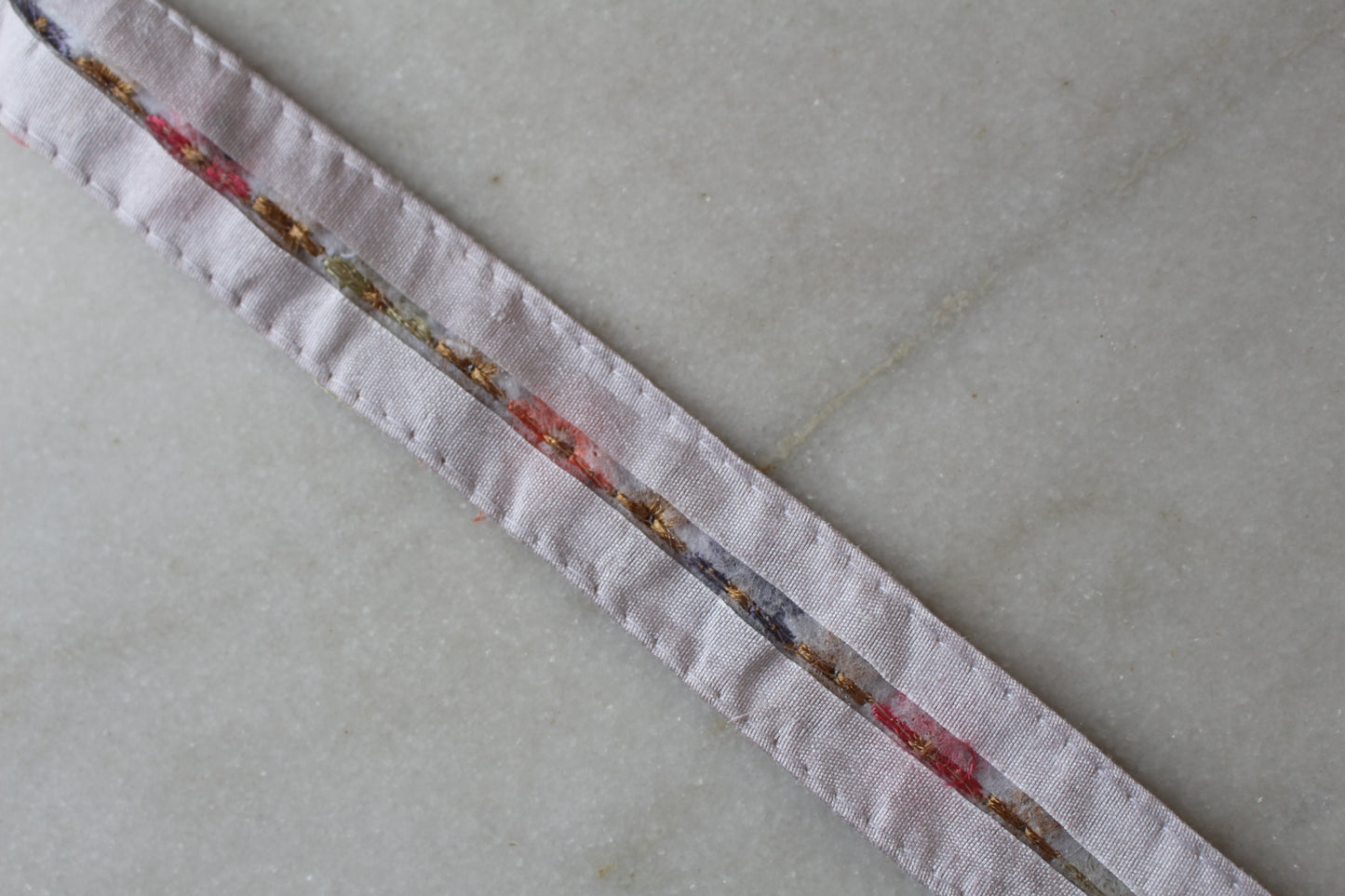 Flower Garden ( BSS - WHT 2504082134 )