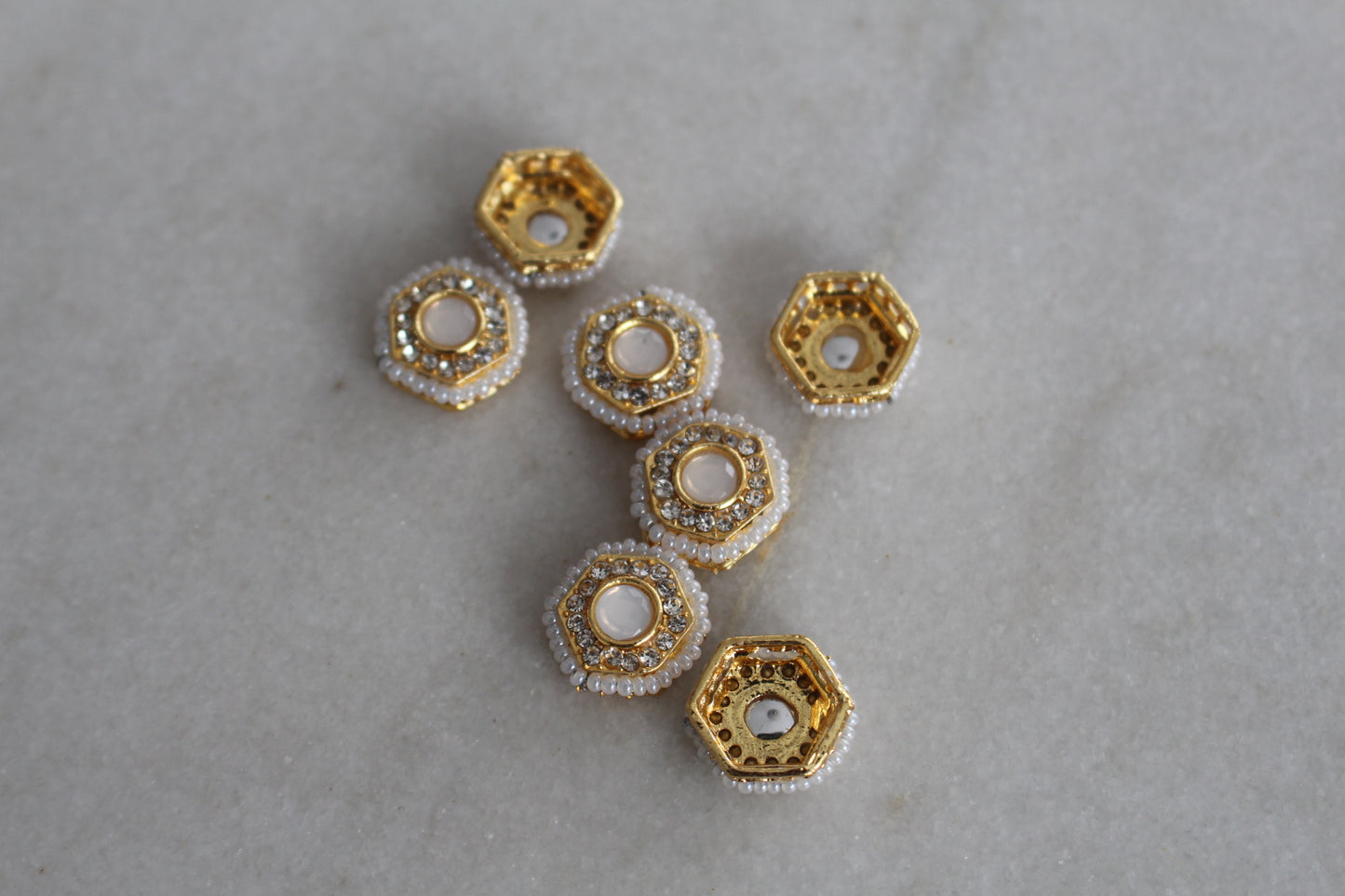 Buttons 66141426