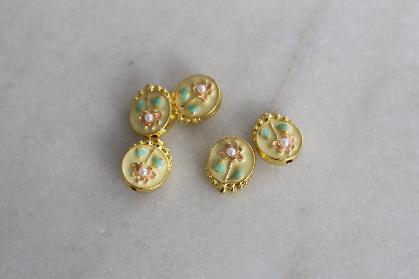Buttons 66141514