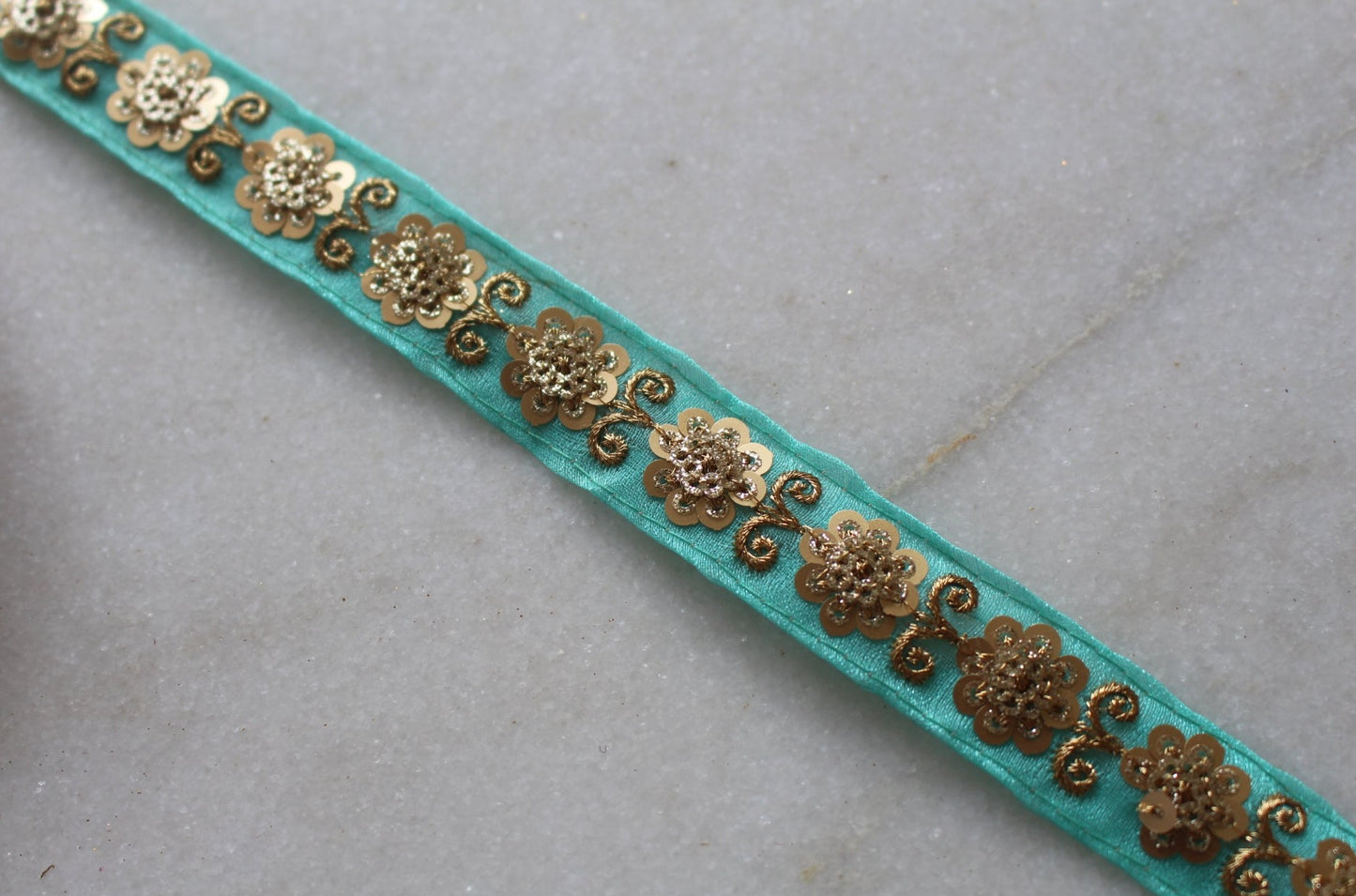 GOLD ( Emerald 2308291508 )