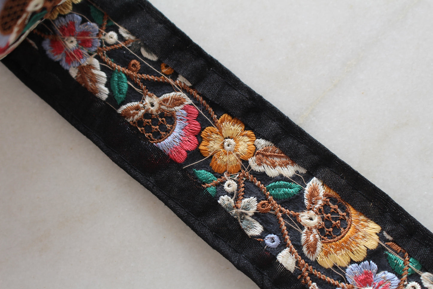 Flower Garden ( TPCL BY - 2402132412 )