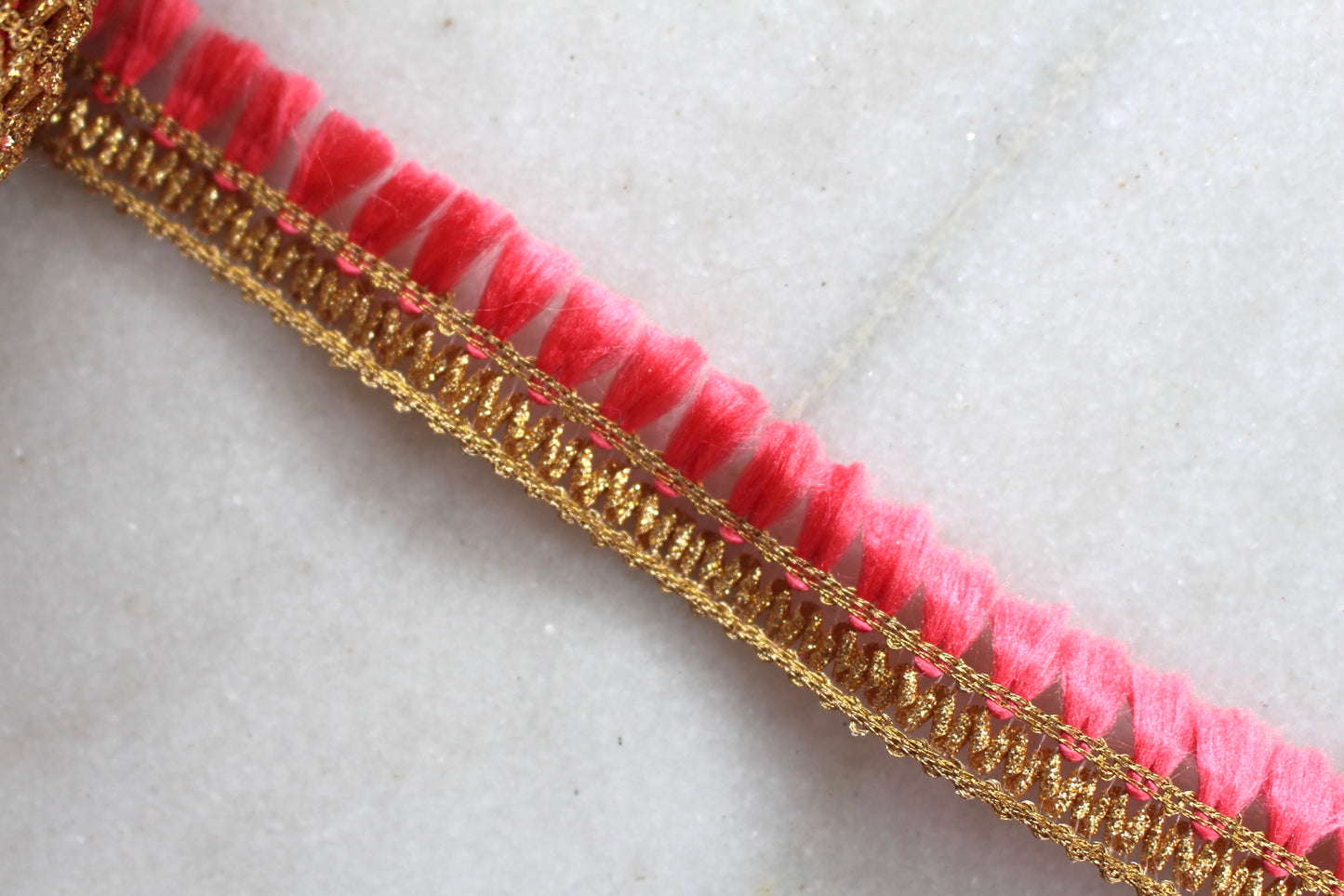 Unique Ribbons ( Tassels Pink - 26211950 )