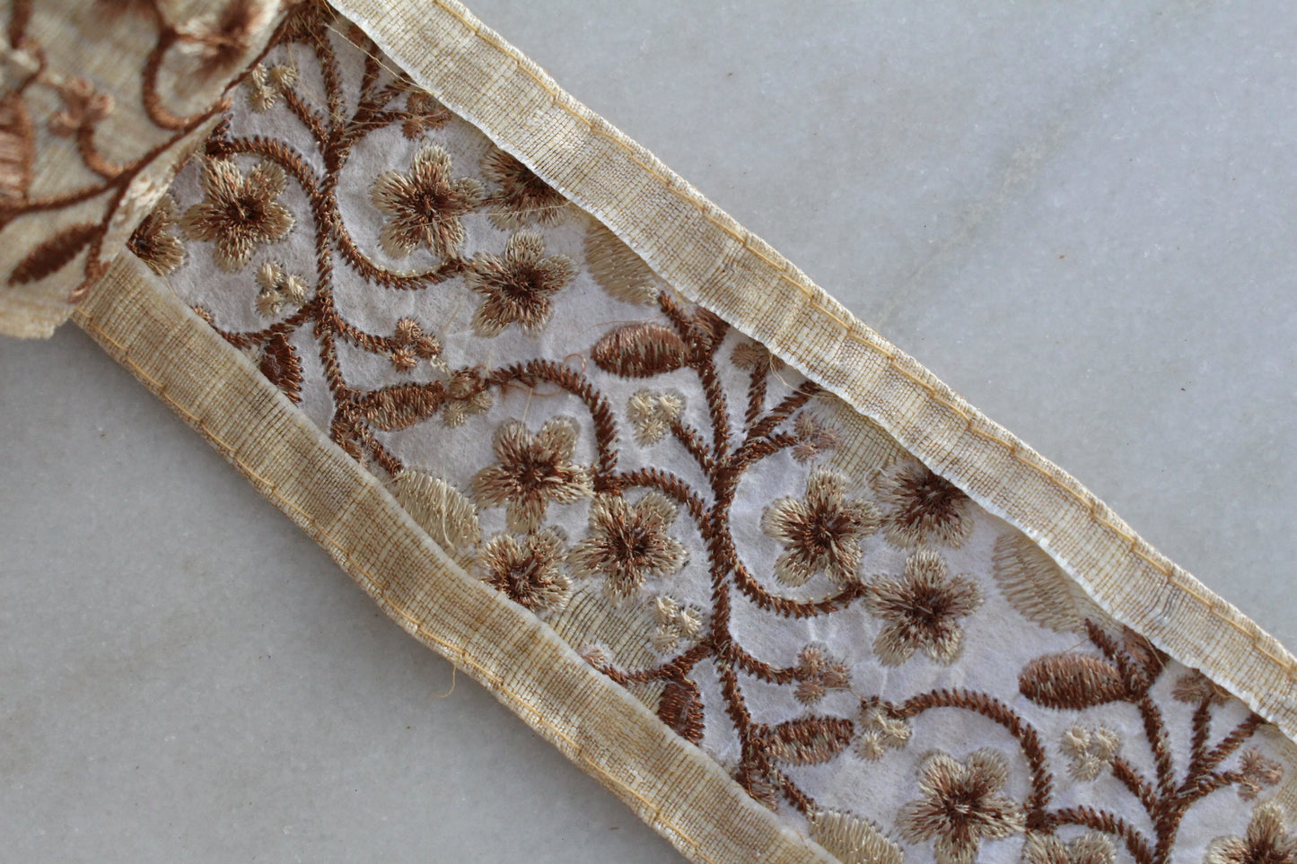 Flower ( Beige - 27272109 )