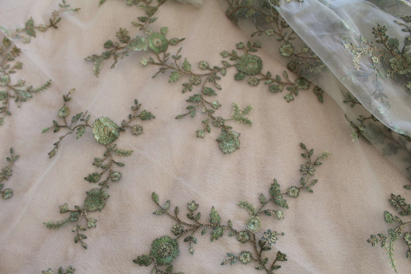 Indian Fabrics 83114