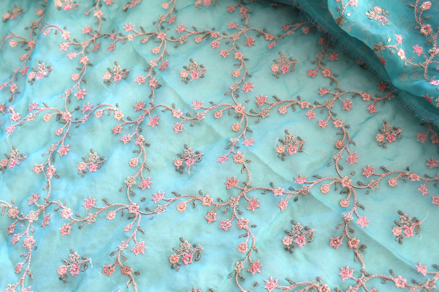 Indian Fabrics 83101