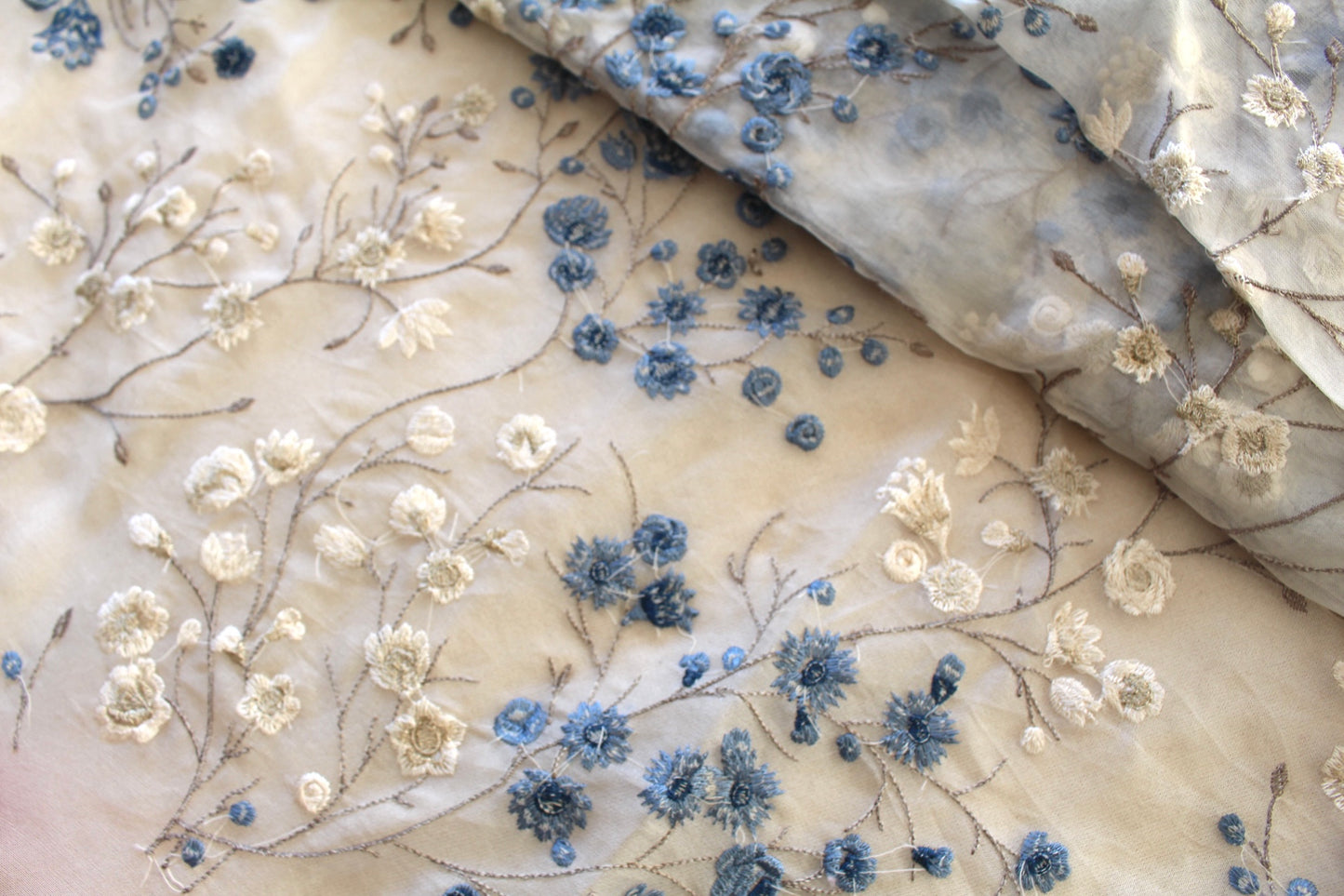 Indian Fabrics 83105