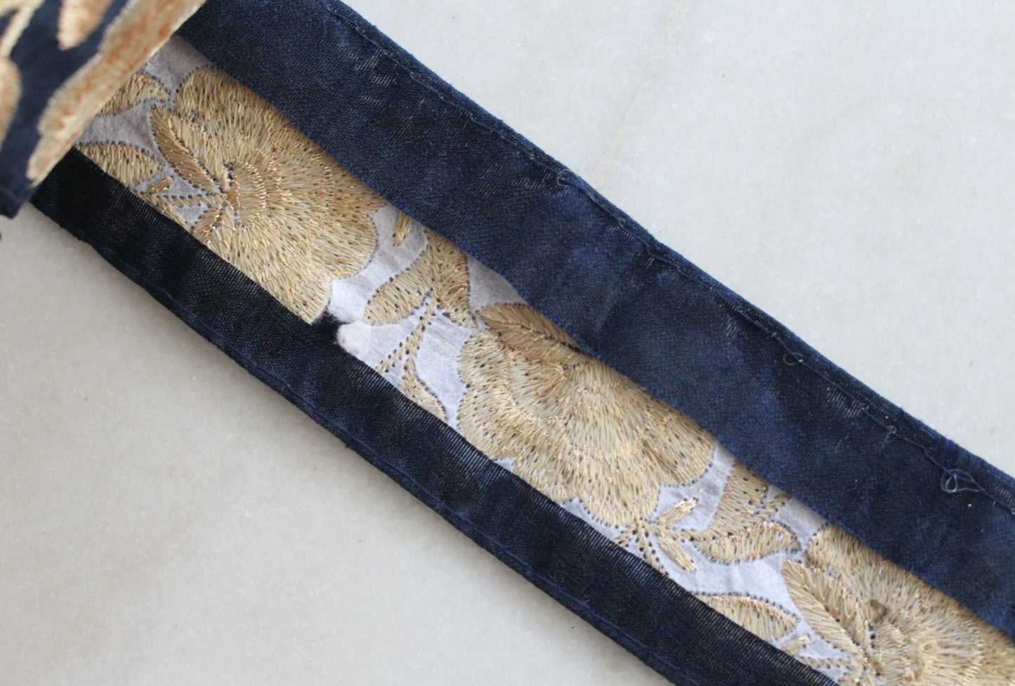 Flower ( Navy - 28181529 )