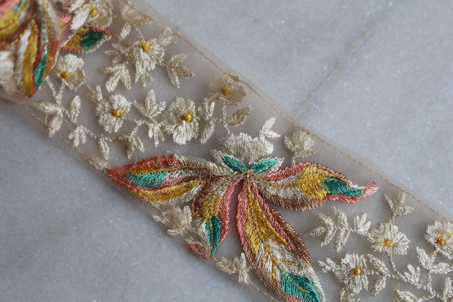 Flower Garden ( Beige × Yellow Blue - 224292348 )