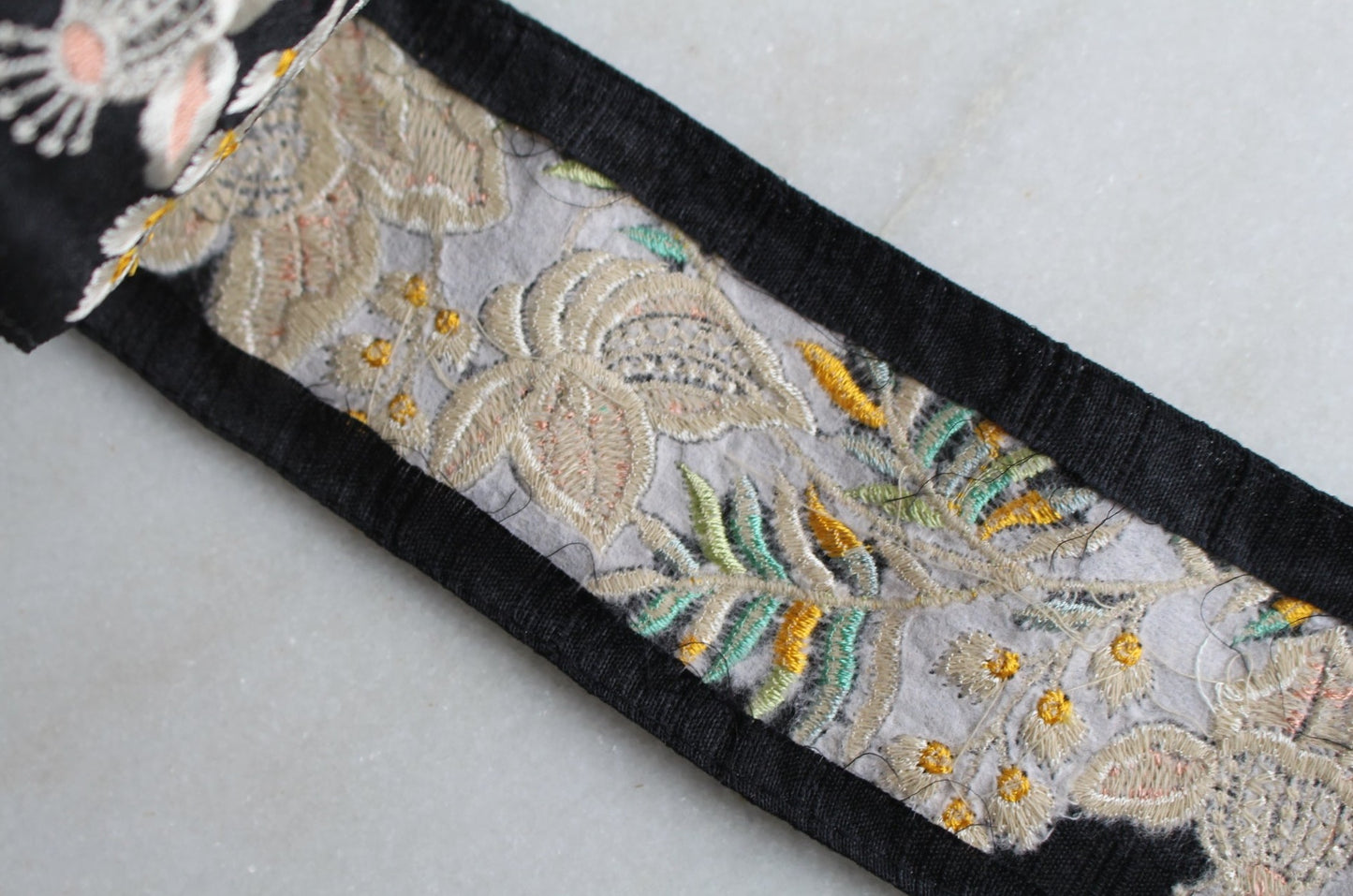 Flower Garden ( Black × Peach - 224292300 )