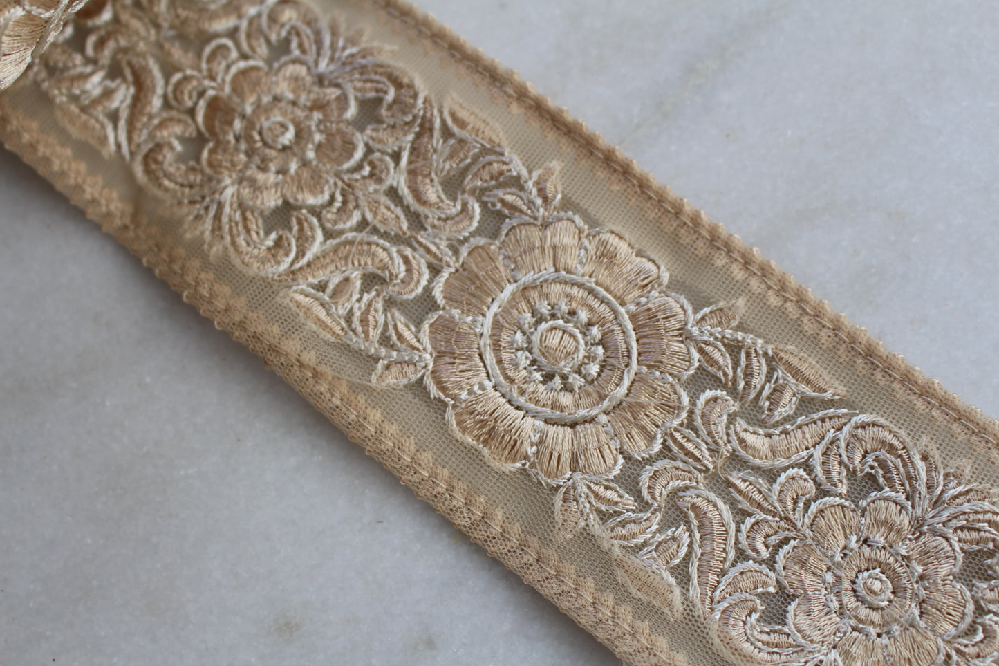 ◆Flower ( Beige - 29271517 )