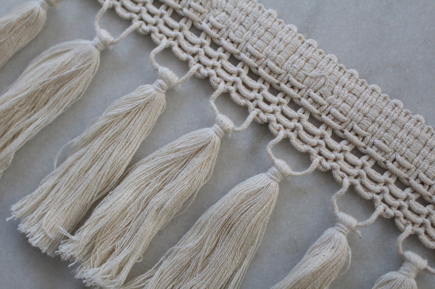 Unique ( Kinari Tassels L - 210262108 )