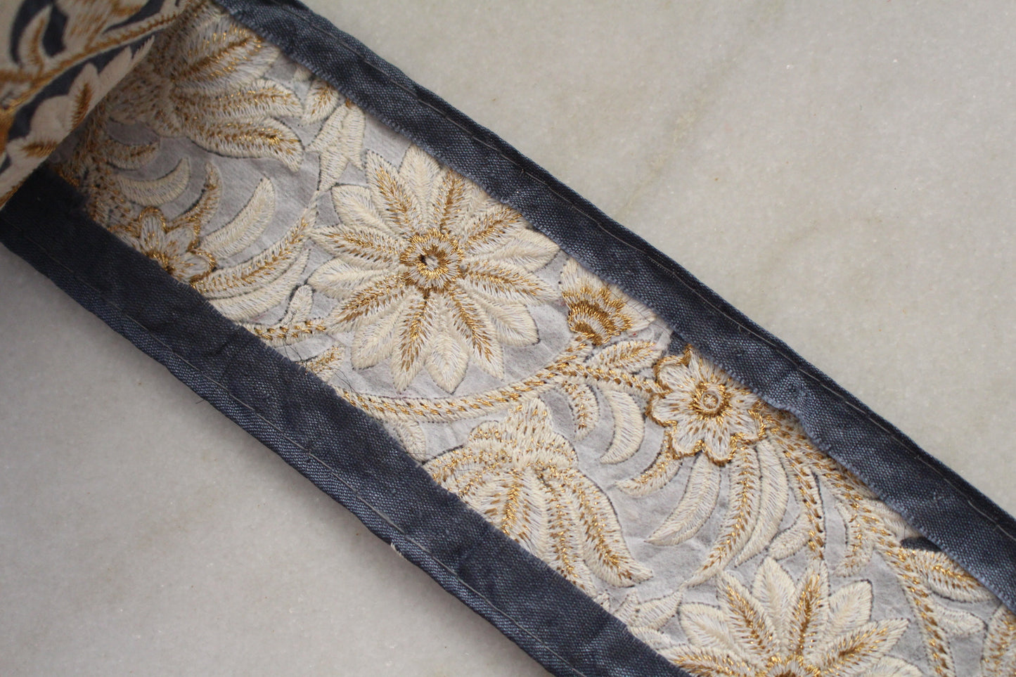 Flower ( LF Indigo - 210261648 )