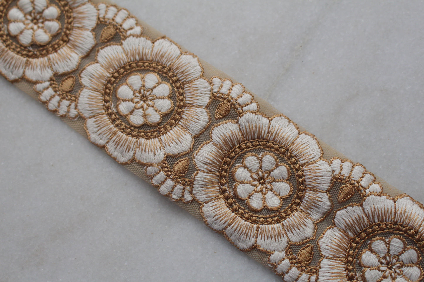 Flower ( White M Mocha - 211191613 )