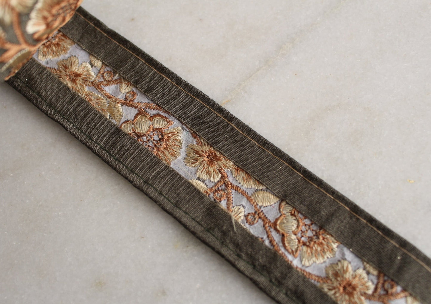 Flower ( Khaki 212202102 )