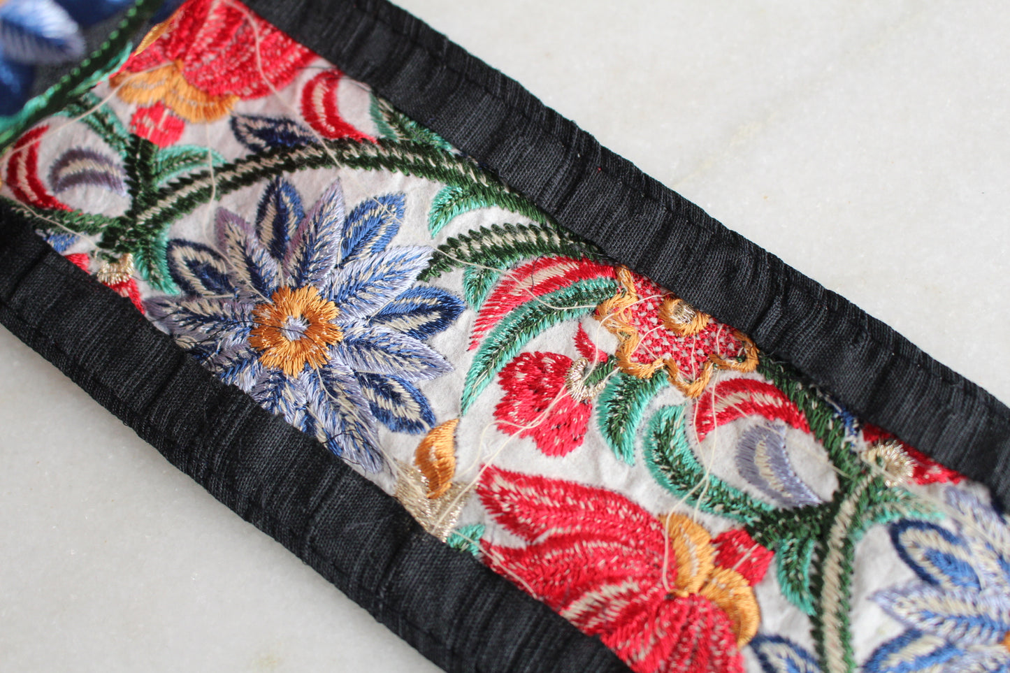 Flower Garden ( LF Black Red - 212201643 )