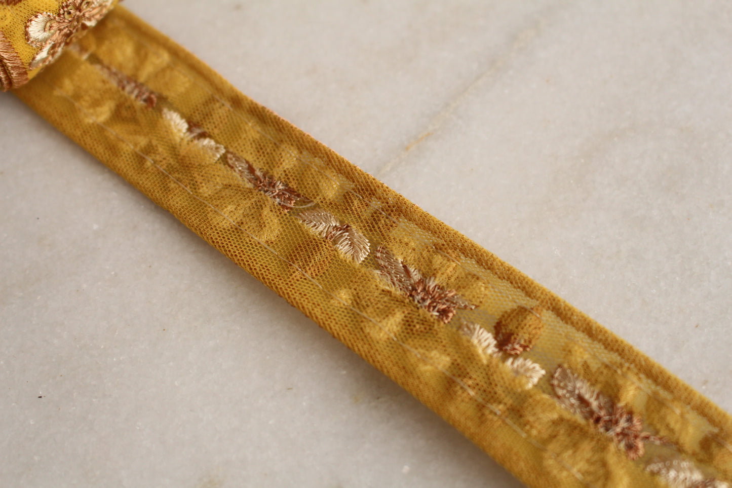 Flower ( Yellow 212202125 )