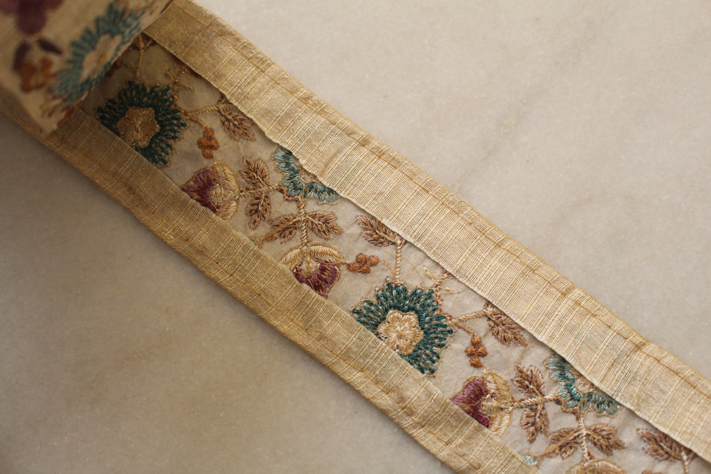 Flower Garden ( White EP 31221237 )