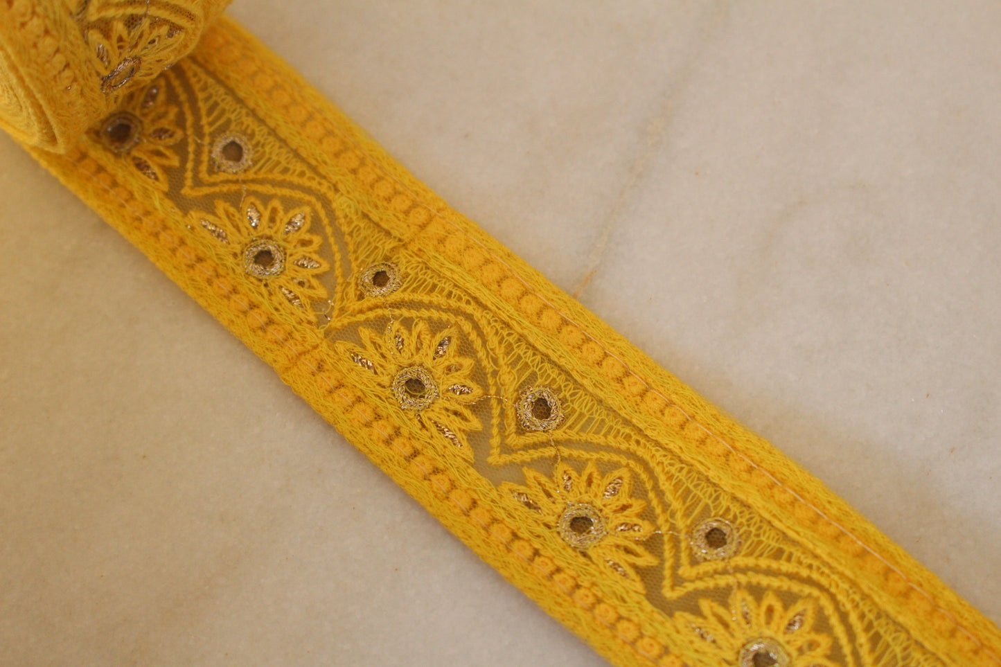 ◆Flower ( Mirror Yellow - 302162445 )