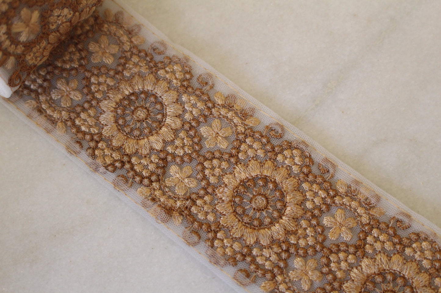 Flower ( CCL White - 302162426 )