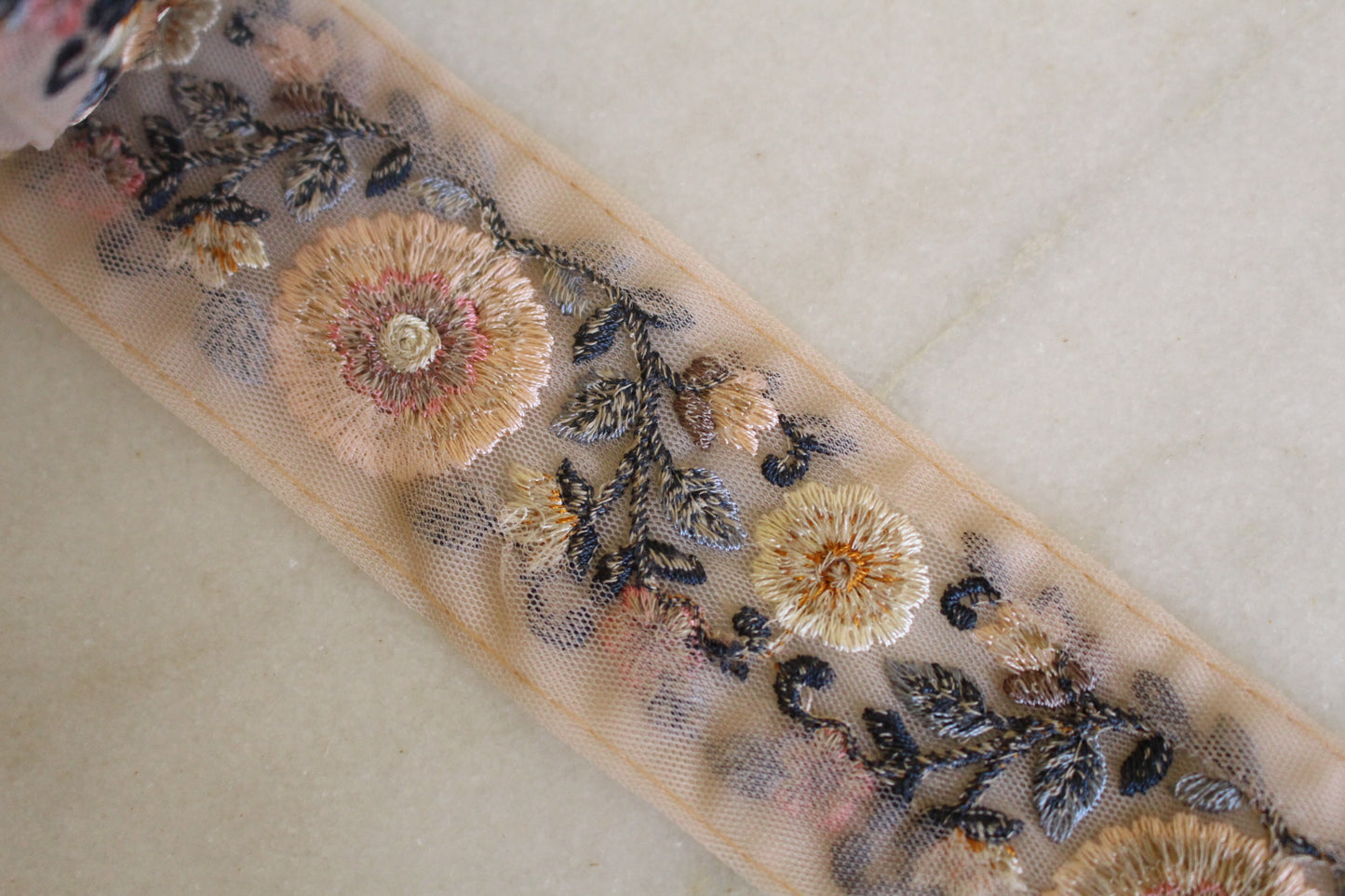 ◆Flower Garden ( Branch BN - 303191337 )