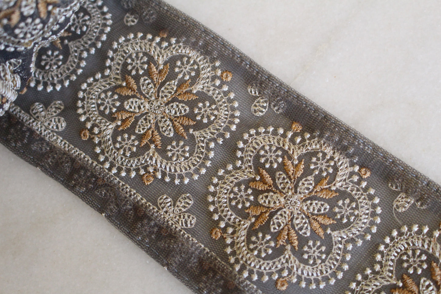 Flower ( Black - 303191258 )