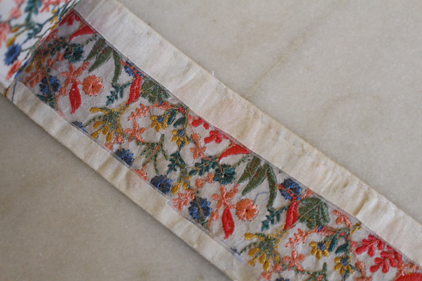 ◆Flower Garden ( White  BYP - 303191316 )