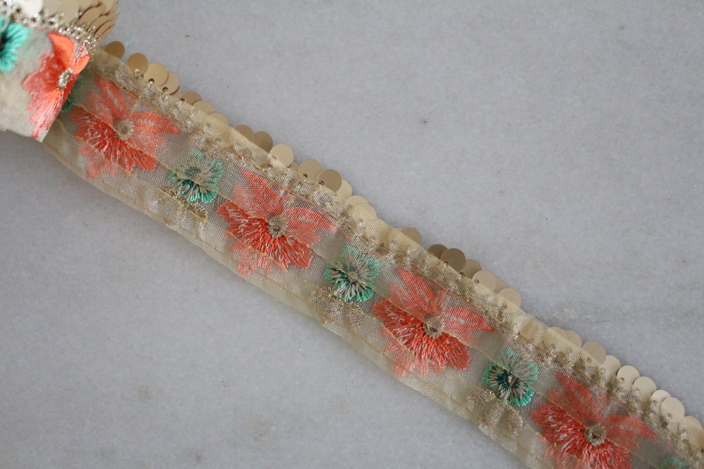 Flower Garden ( Beige × Orange × Circle - 1 )