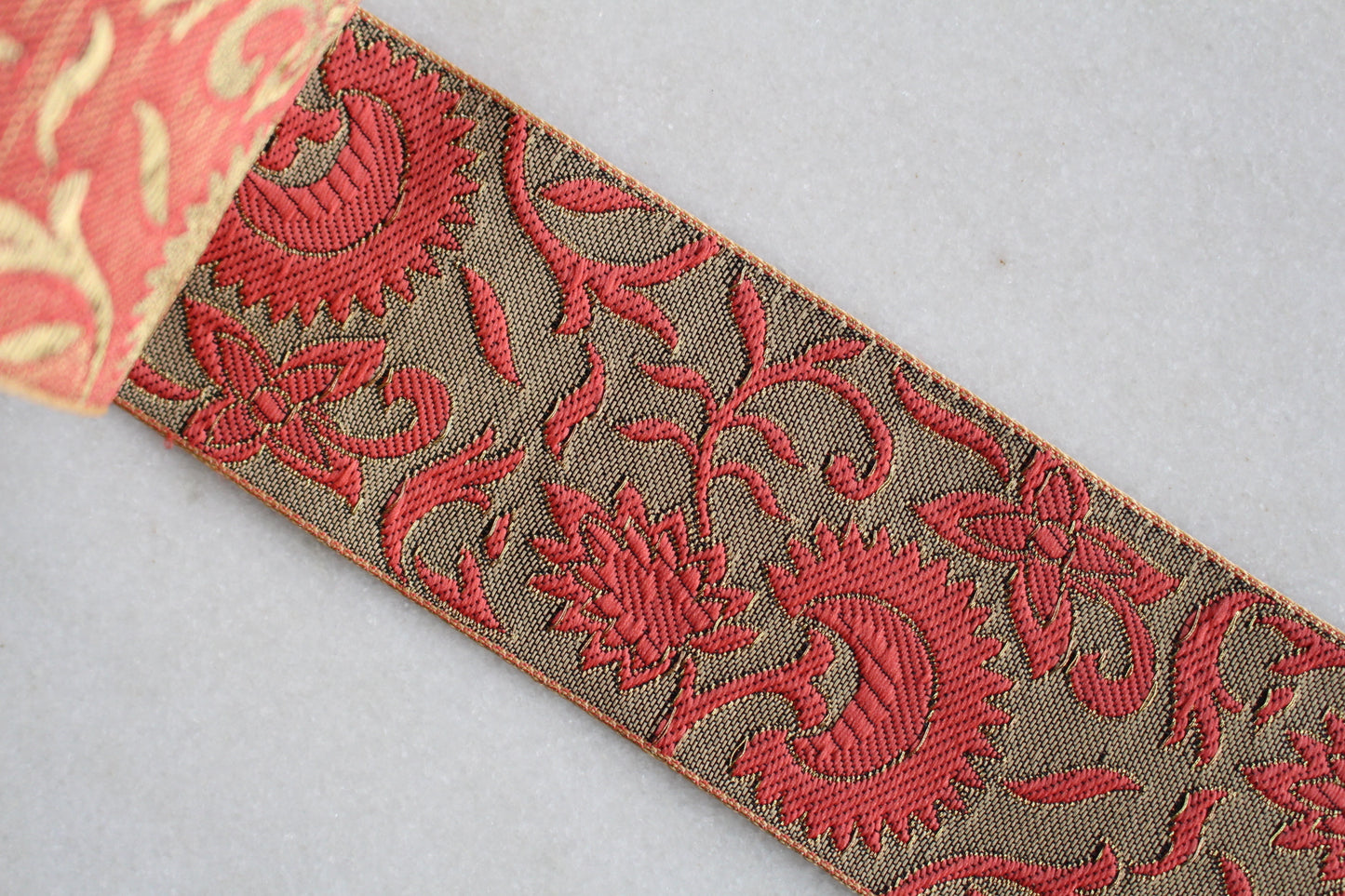 Indian Accent ( Pink × Gold Flower - 2 )