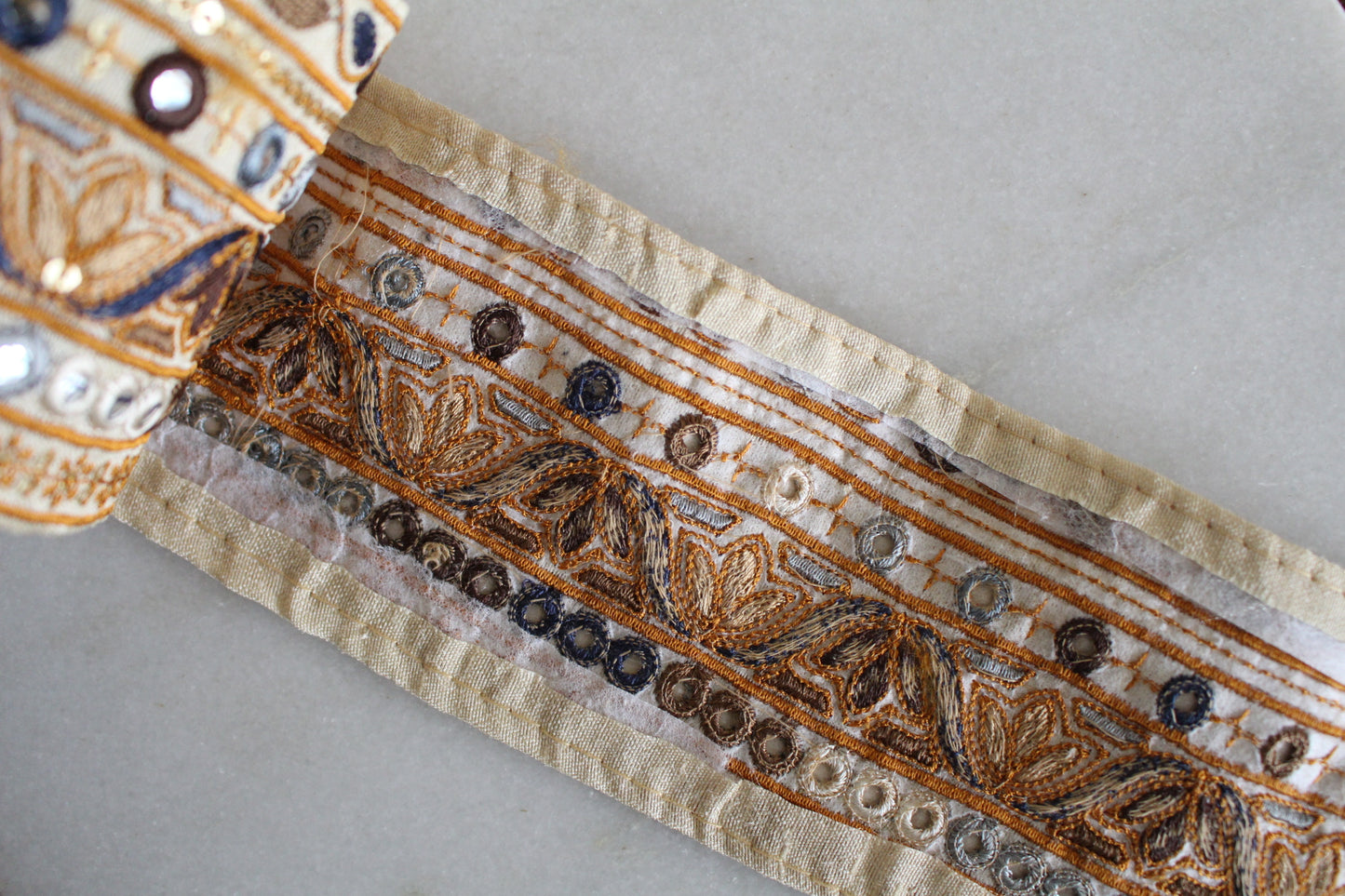 ◆Unique Ribbons  ( Beige × Navy Brown Mirror - 1 )