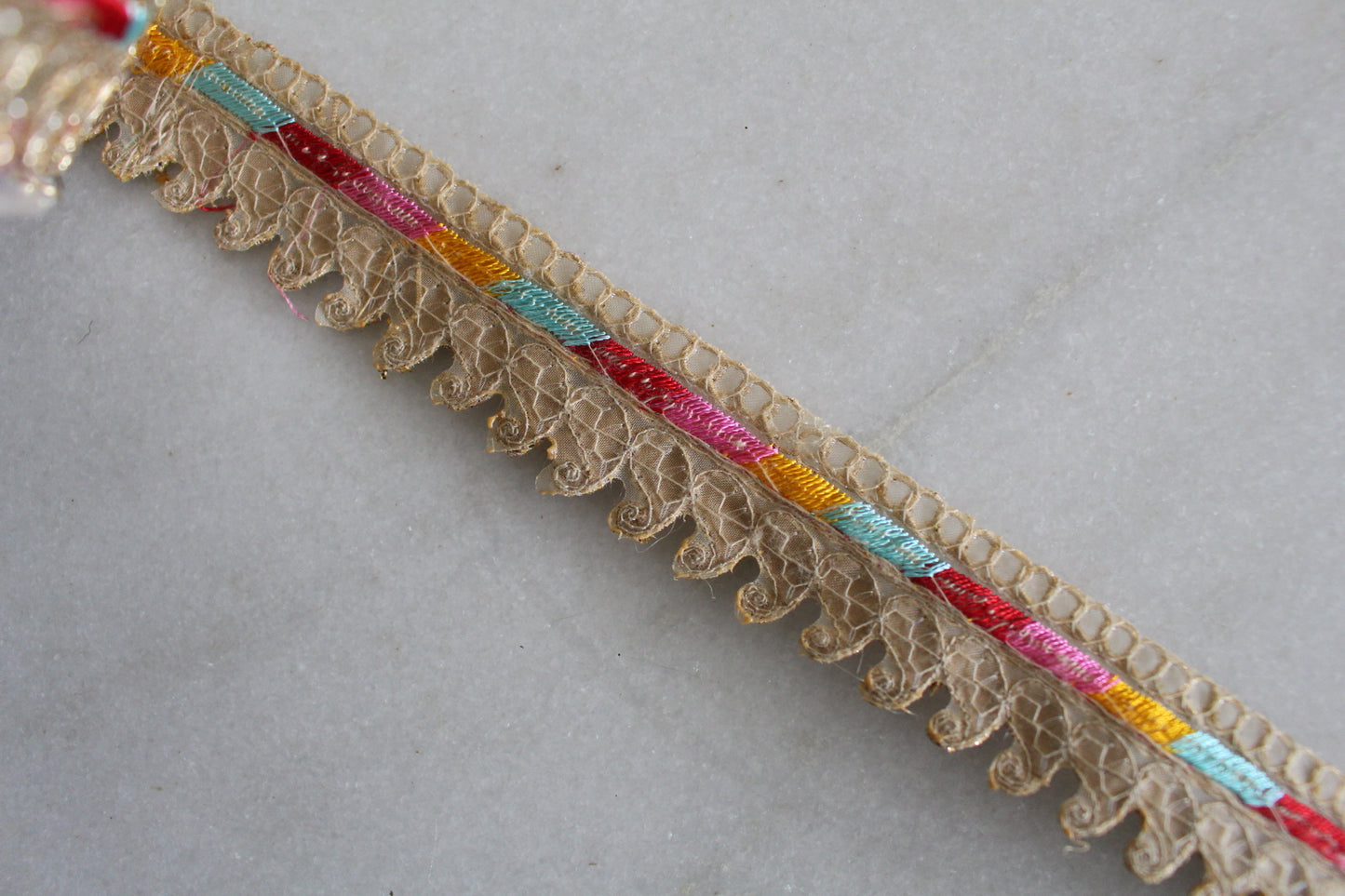 Unique Ribbon ( Gold Base × Four Borders 1 )