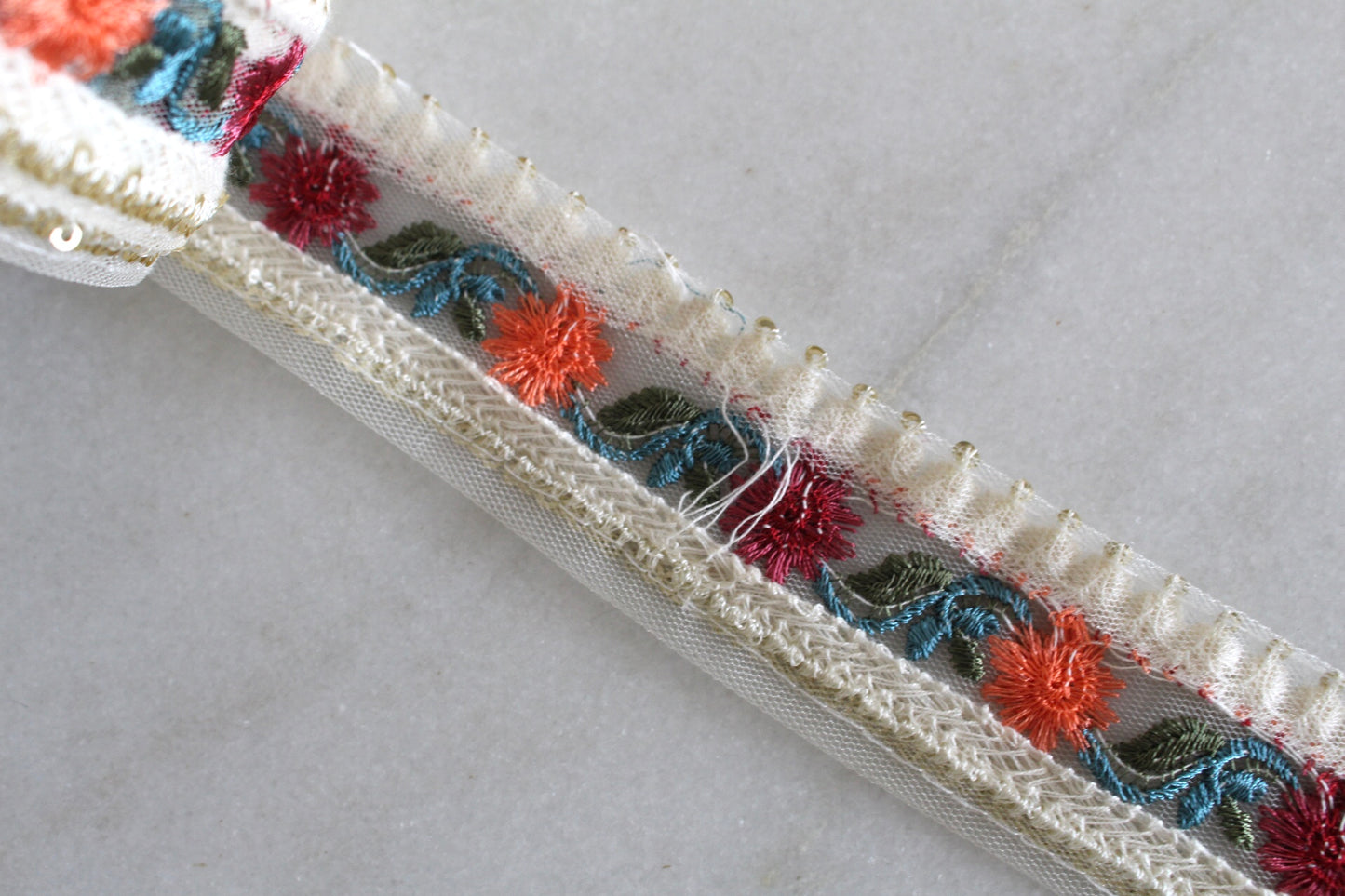 ◆Flower Garden ( White × Pink Orange Blue - 11438 )