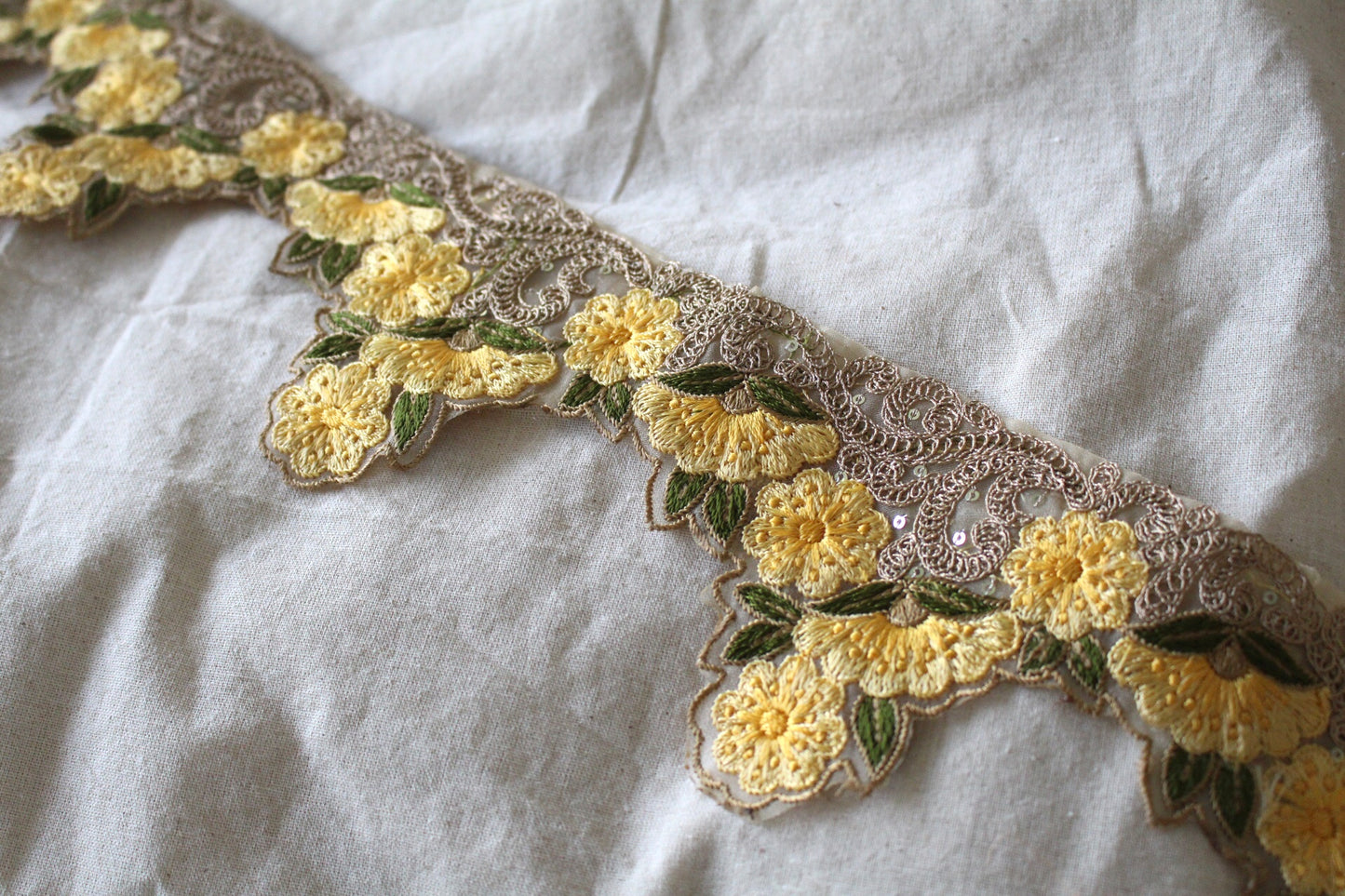 Flower Garden ( Unique Yellow - 11424 )