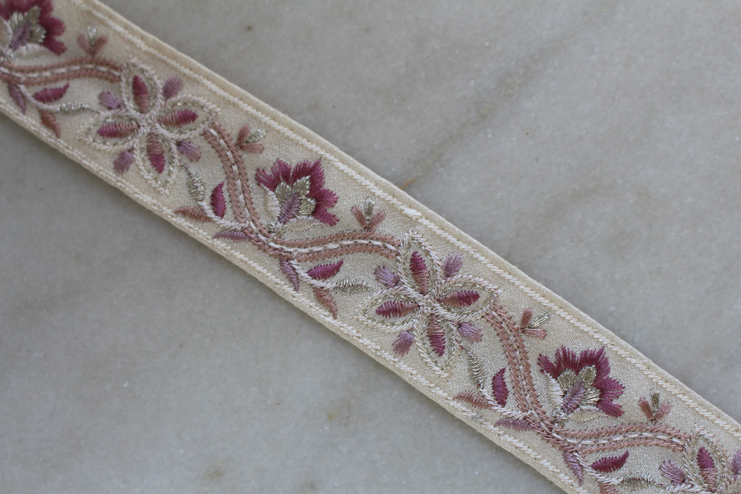 Flower  ( KML White 251281324 )