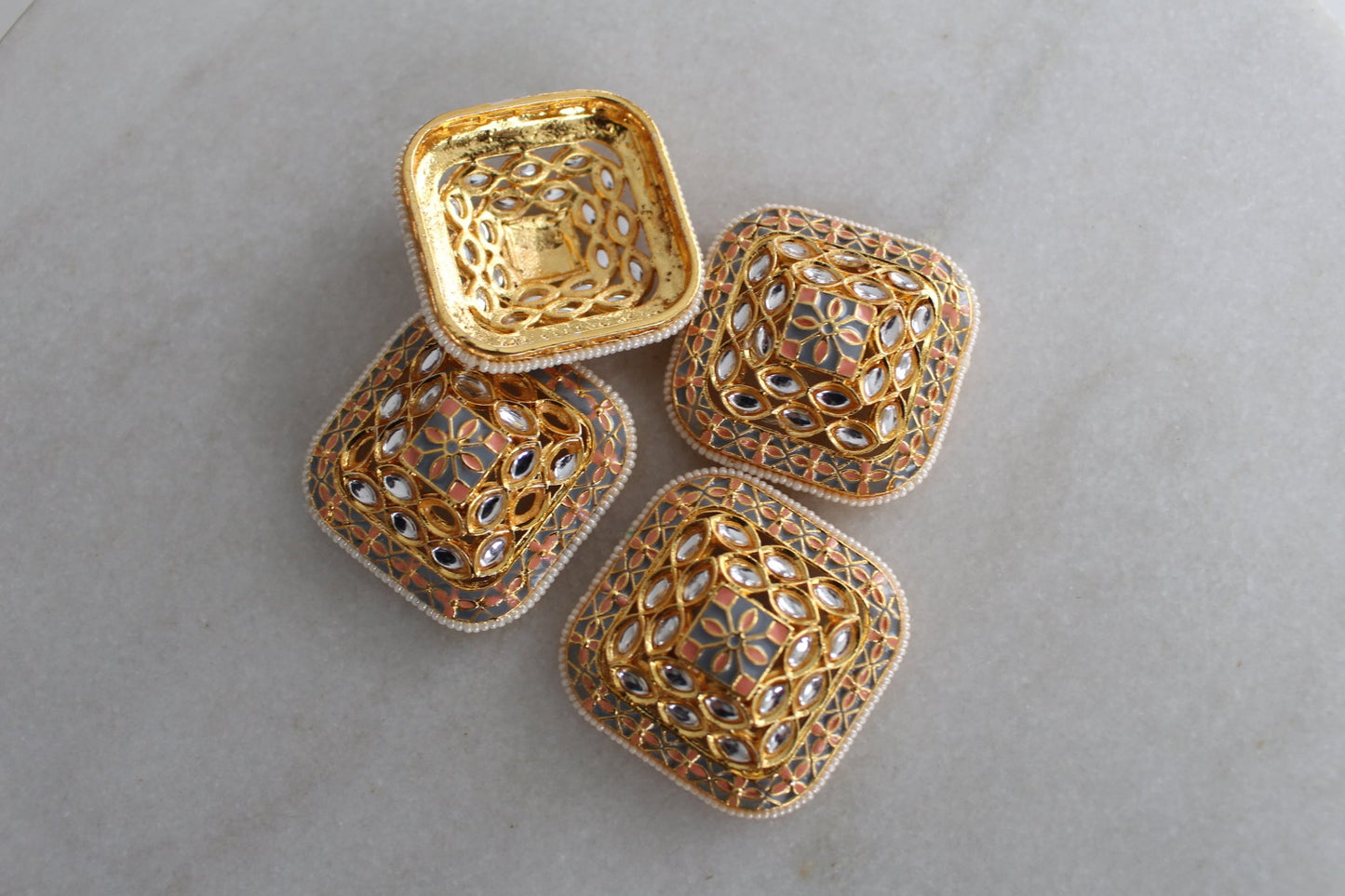 Buttons 66141307